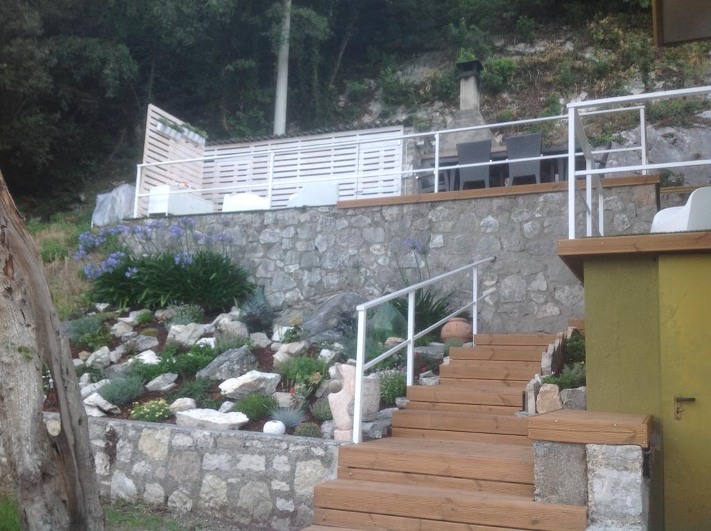 Villa Arianna Panoramic Apartments Malcesine Exterior photo