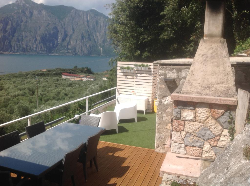 Villa Arianna Panoramic Apartments Malcesine Exterior photo