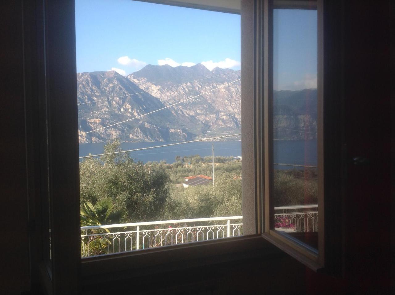 Villa Arianna Panoramic Apartments Malcesine Exterior photo
