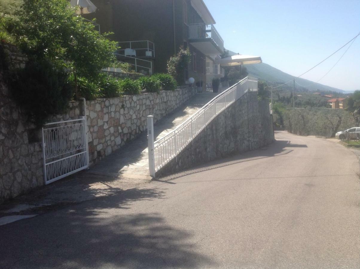 Villa Arianna Panoramic Apartments Malcesine Exterior photo